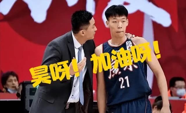 世预赛将至，CBA6支球队高兴不起来，上海男篮剑指总冠军