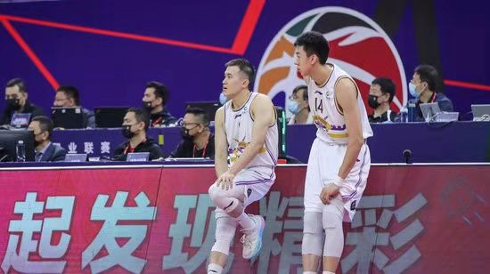 天津男篮7连胜！罗切斯特37分，廖三宁20分，北控无缘季后赛