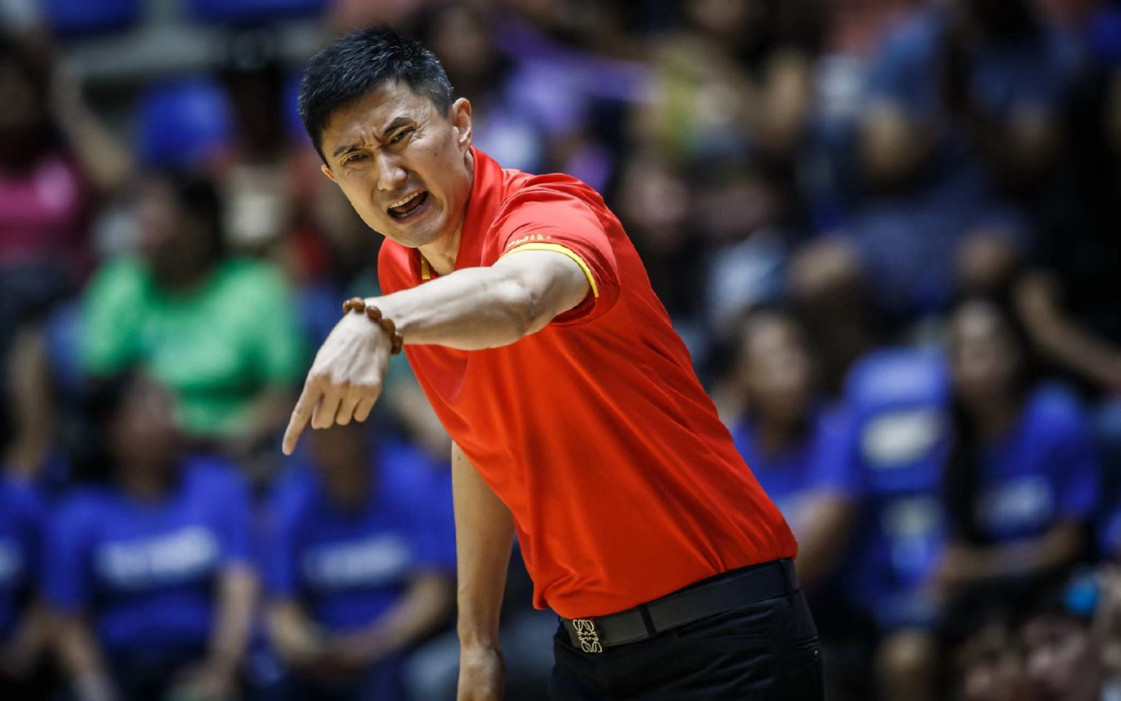 正式官宣！中国男篮公布世预赛14人大名单，徐杰入选惹争议