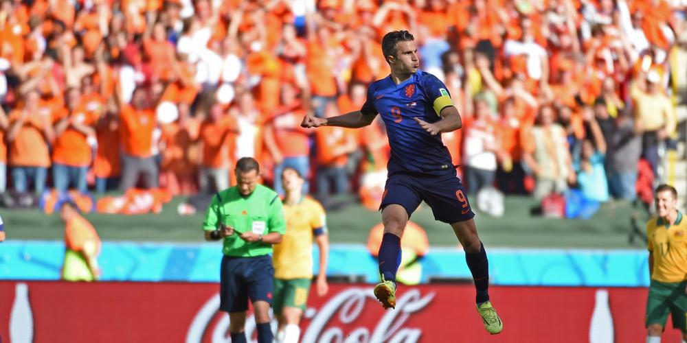 橙色军团核心：范佩西在世界杯的飞翔时刻