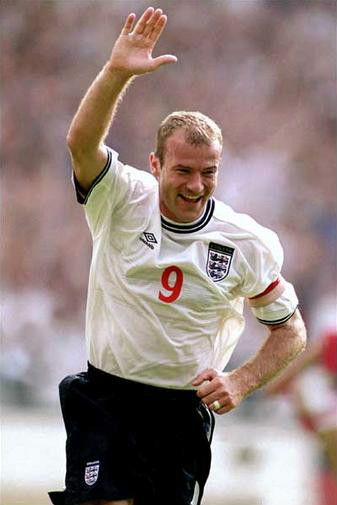 希勒：1998年世界杯英格兰的强力中锋