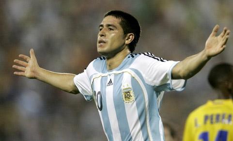 里克尔梅：2006年世界杯的阿根廷中场魔术师