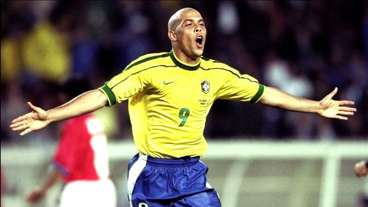 1998年世界杯：罗纳尔多崭露头角，成为未来足坛巨星