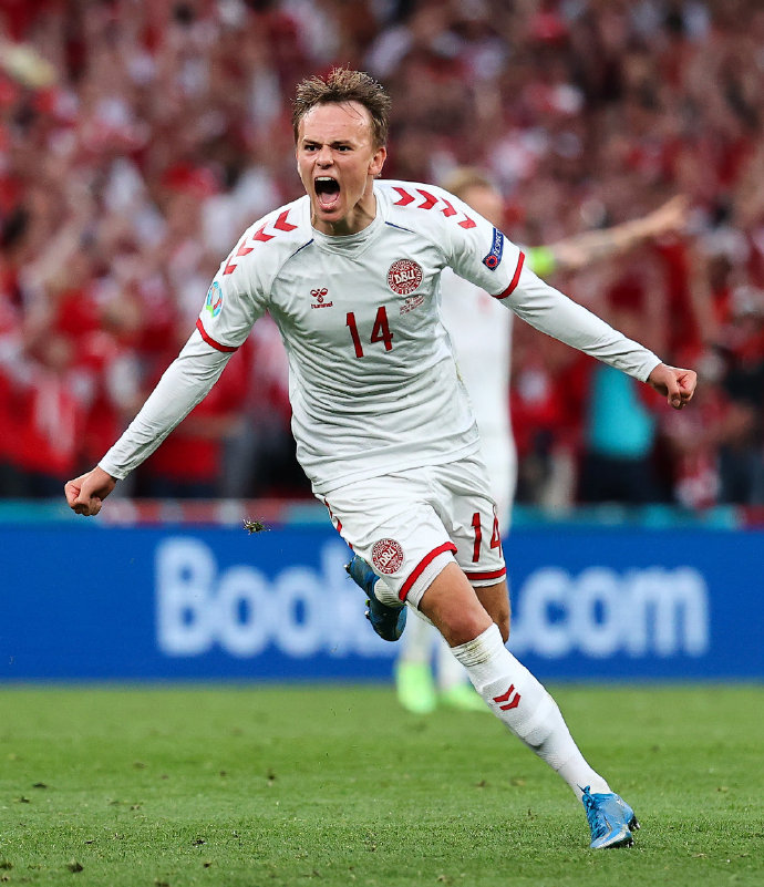 丹麦中场新星：米克尔·达姆斯高的世界杯之旅