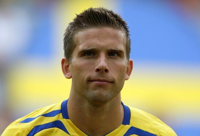 安德斯·贡纳尔·斯文松：足球场上的瑞典传奇
